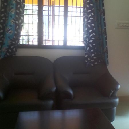 Sai Guest House Tiruvannāmalai Extérieur photo